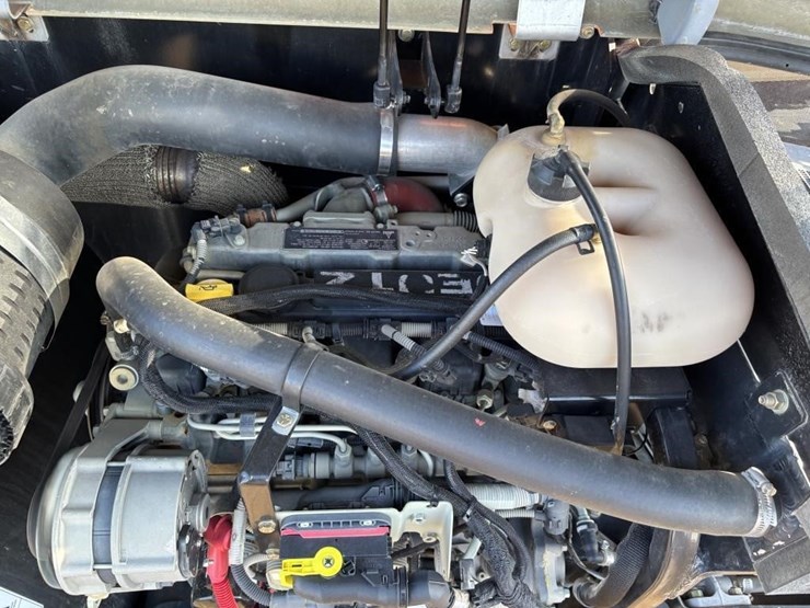 2017-jlg-g5-18a-image-45