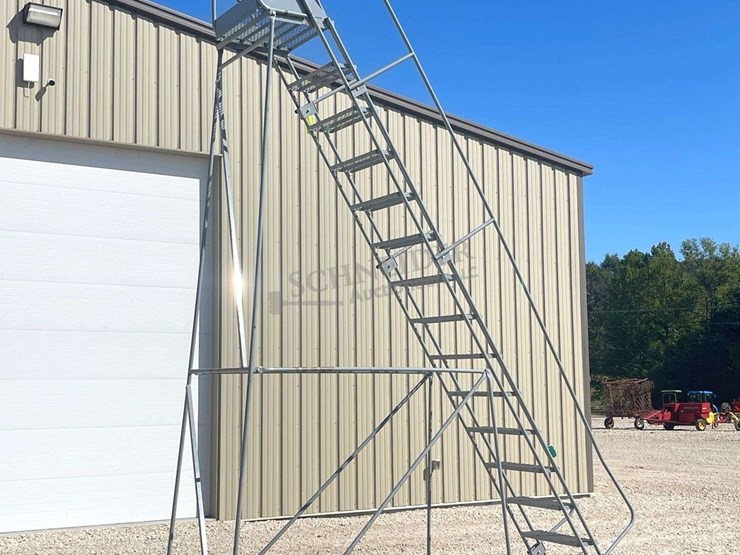 13'-rolling-steel-utility-stairs-image-2