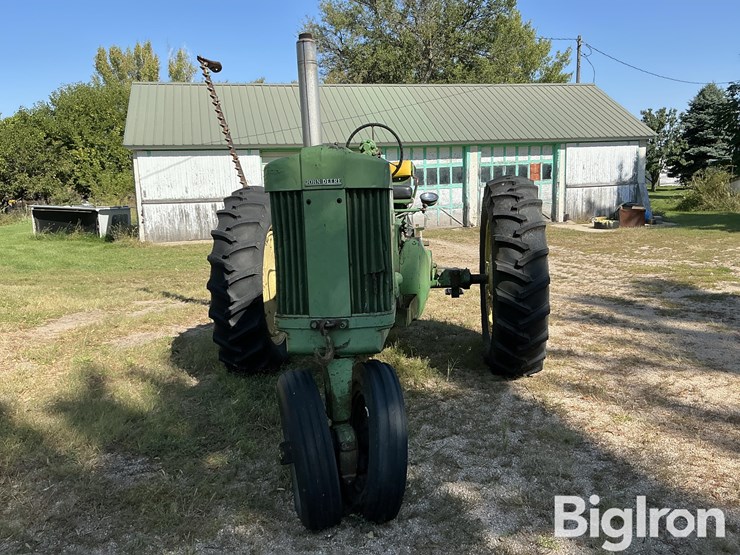 1954-john-deere-60-image-2