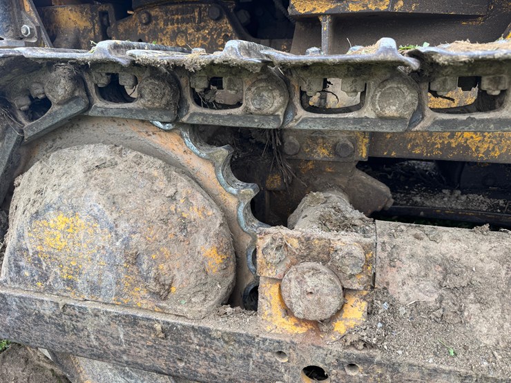 john-deere-350-image-35