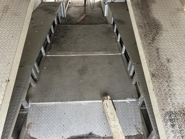 #5004-•-1996-t-e-ent.-stfrp-2-s-6-two-car-race-semi-traile-image-24