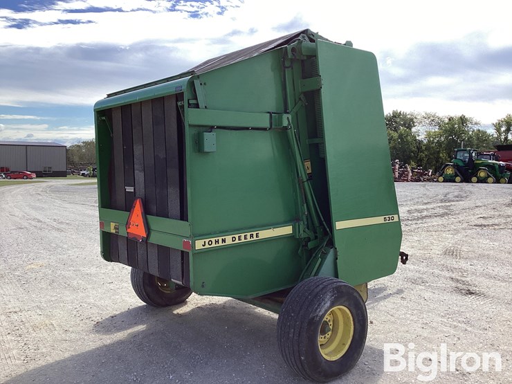 1985-john-deere-530-image-5