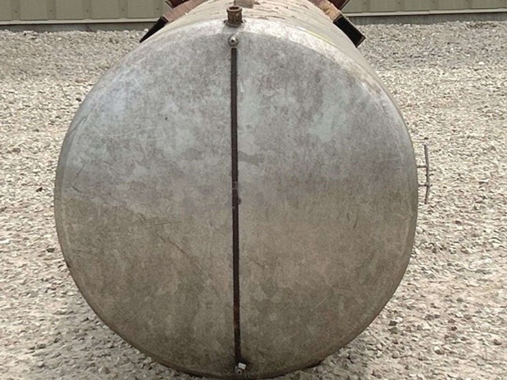 500-gallon-stainless-steel-upright-tank-w/-legs-image-8