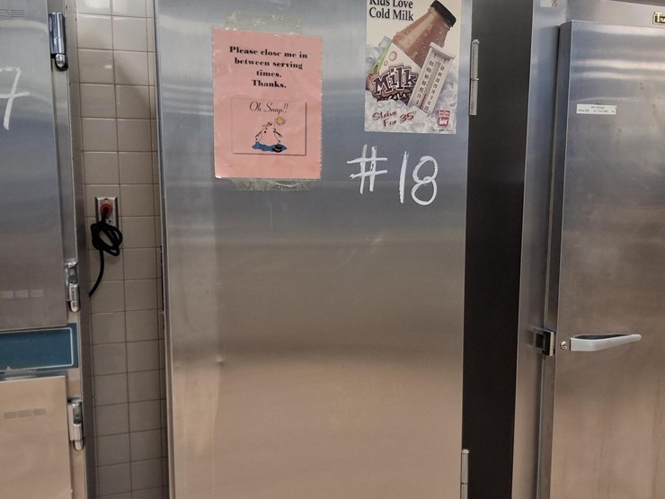 2005-delfield-refrigerator-commercial-image-1