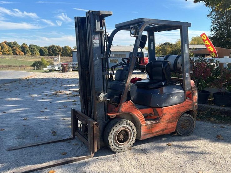 toyota-7fgu15-image-1