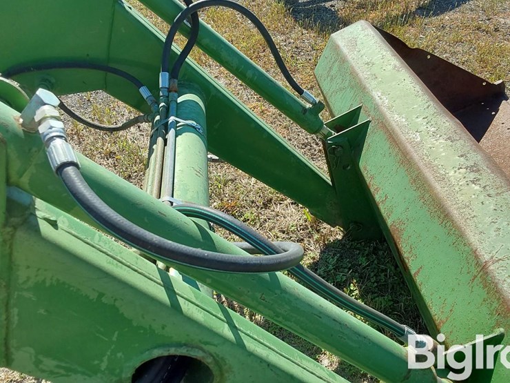 john-deere-148-image-16