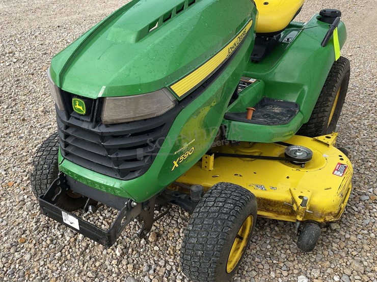 john-deere-x590-image-10