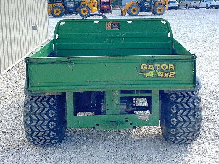 john-deere-gator-image-8