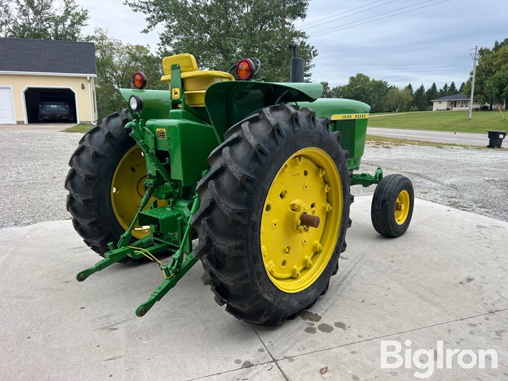 1971-john-deere-3020-image-5