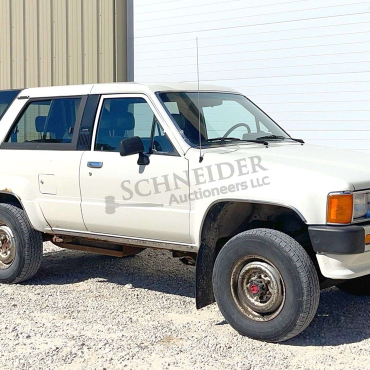 1988 TOYOTA 4 RUNNER