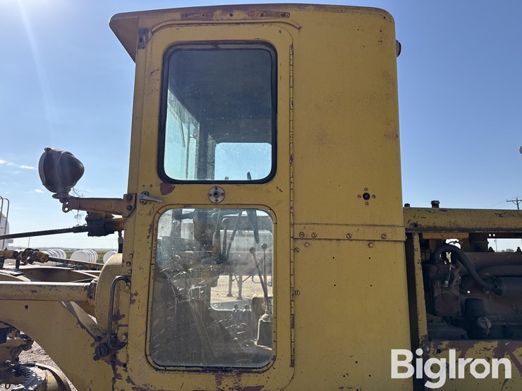 caterpillar-12-image-9