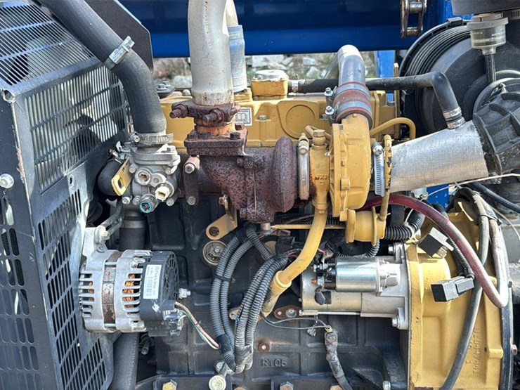 2016-caterpillar-c2.2-image-30