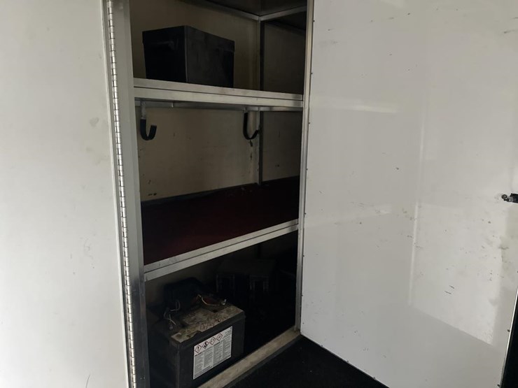 #5004-•-1996-t-e-ent.-stfrp-2-s-6-two-car-race-semi-traile-image-41