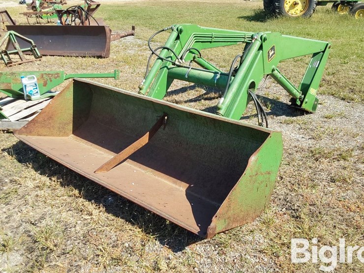 john-deere-148-image-1