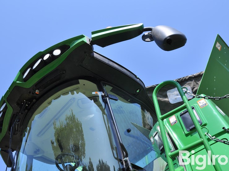 2020-john-deere-s780-image-16