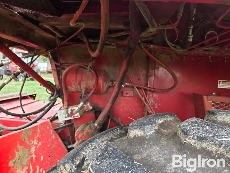 1985-case-ih-1470-image-20