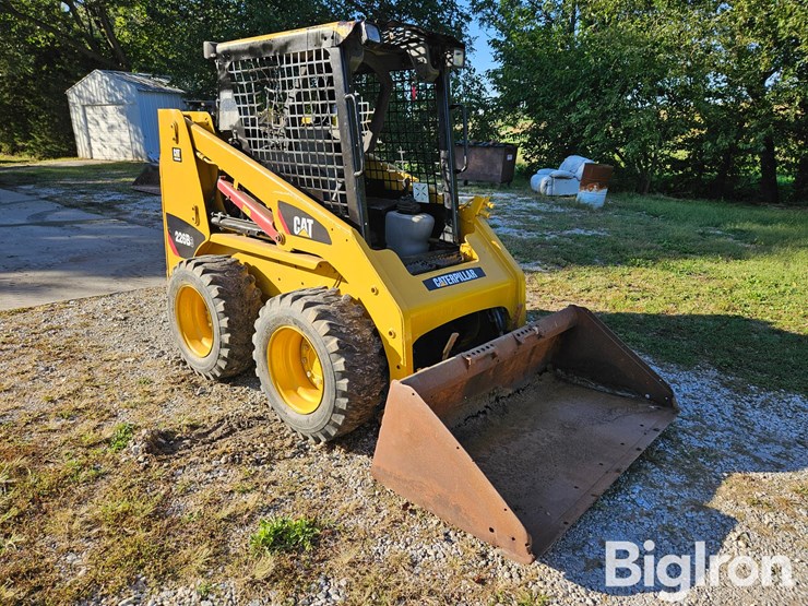 2007-caterpillar-226b3-image-3