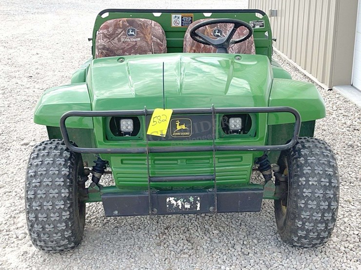 john-deere-gator-image-8