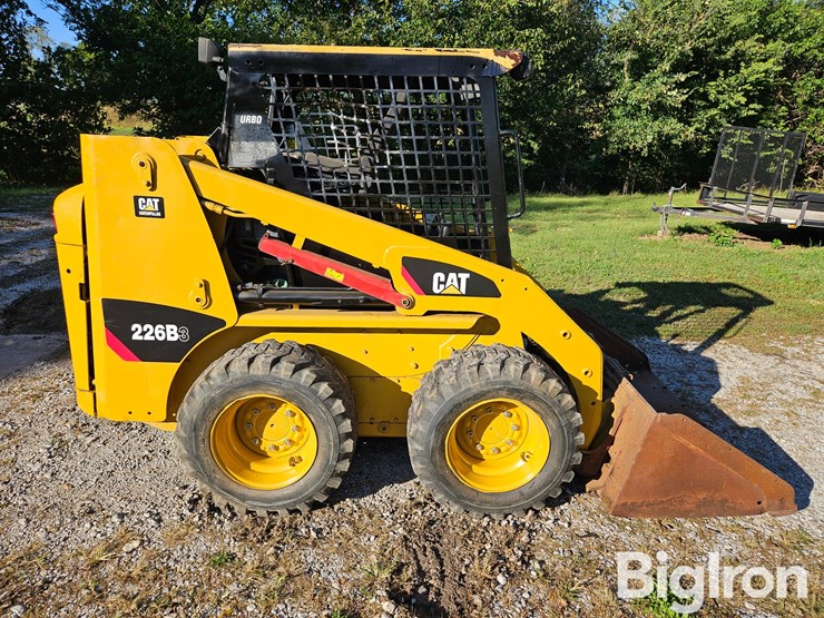 2007-caterpillar-226b3-image-4