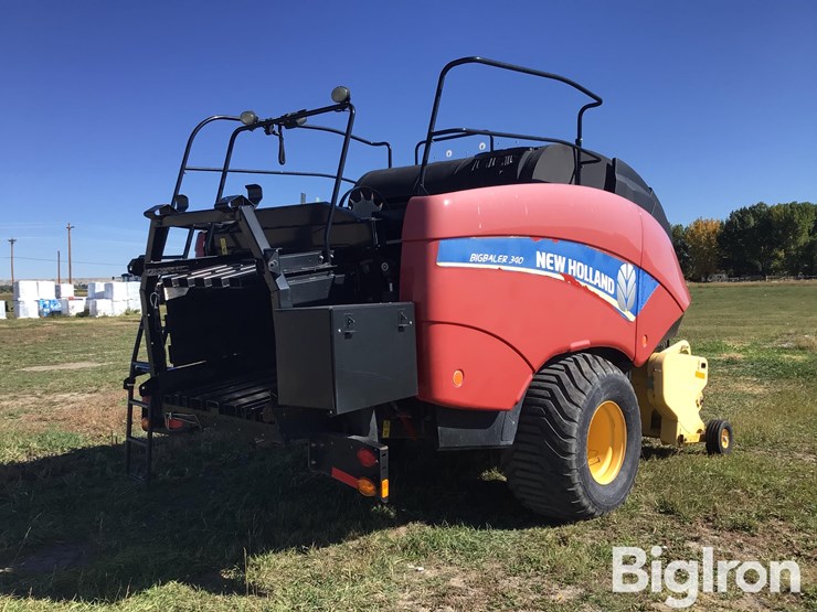 2014-new-holland-340-image-5