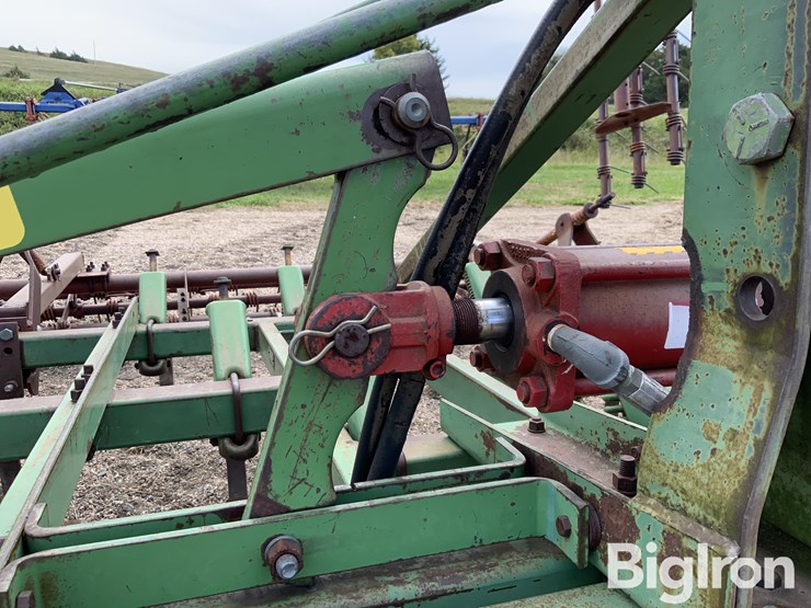 john-deere-1100-image-12