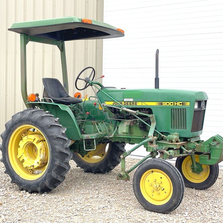 JOHN DEERE 900