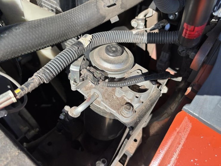 2015-toyota-8fdu30-image-27