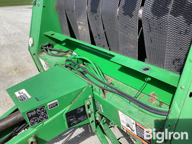 2001-john-deere-567-image-17