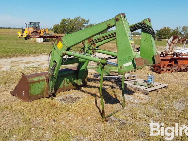 john-deere-148-image-7