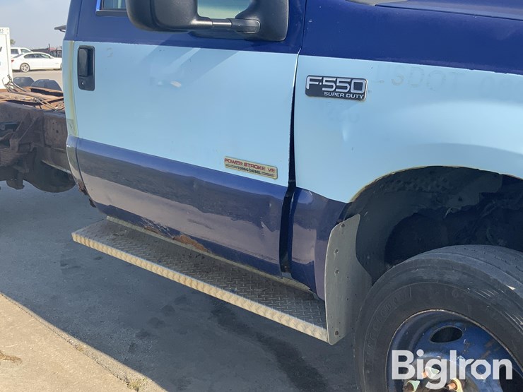 2003-ford-f550-xl-image-19