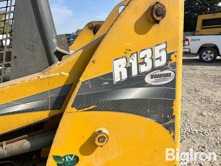 2014-gehl-r135-image-19