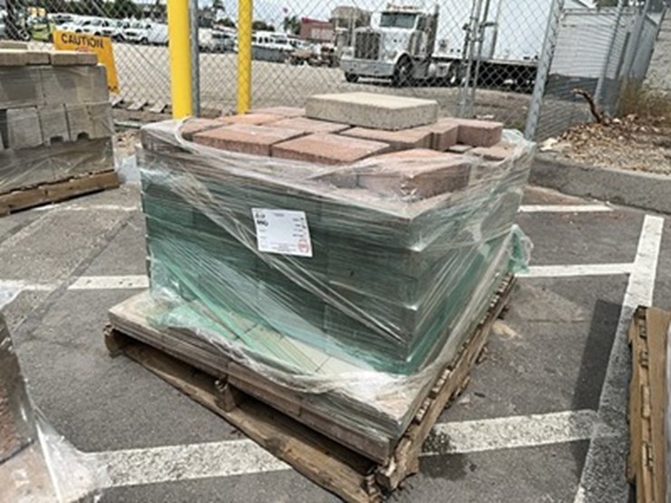 lot#---pallet-of-paver-stones-image-1