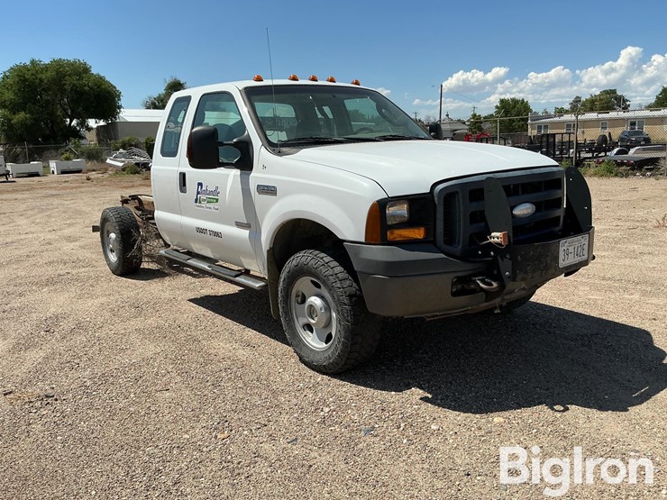 2006-ford-f350-image-3