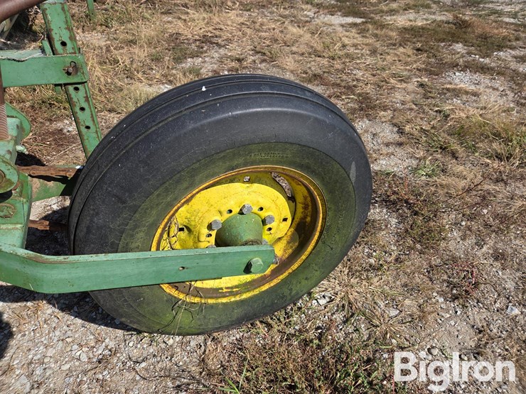 john-deere-7100-image-17