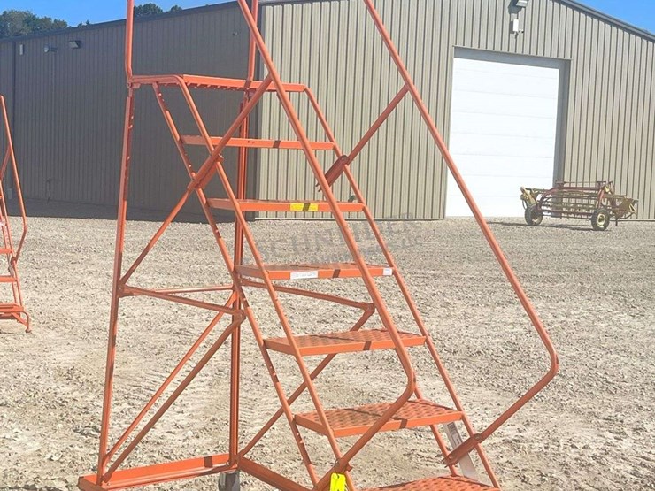 louisville-78"-rolling-steel-utility-stairs-image-3