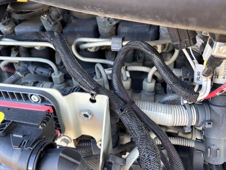 2017-jlg-g5-18a-image-51