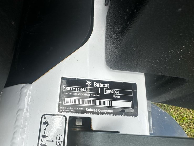 #144-•-2024-bobcat-zt7000-mower-image-16
