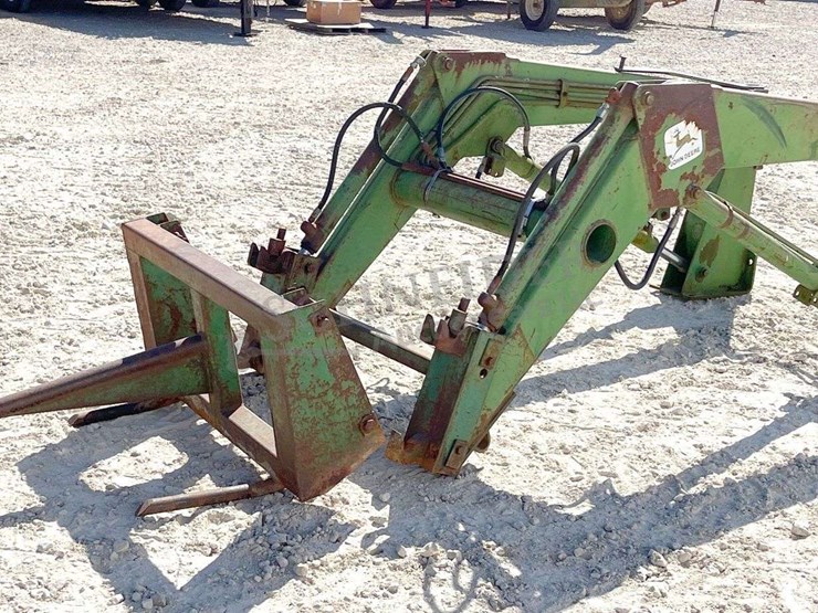 john-deere-148-image-2