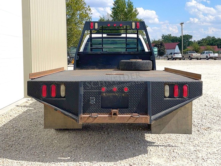 2012-chevrolet-3500-image-7