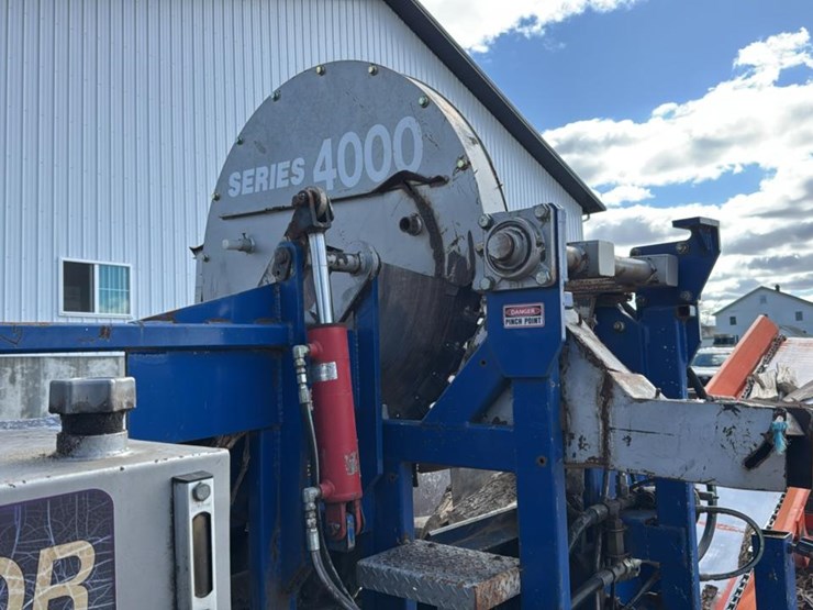 2016-caterpillar-c2.2-image-6