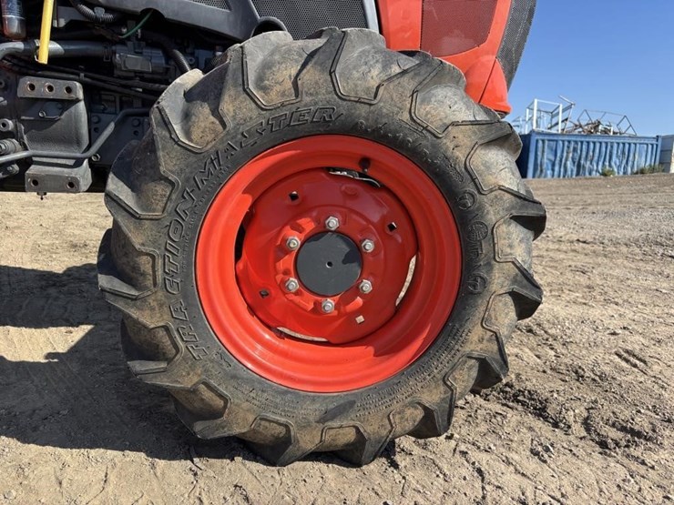 2021-kubota-l4701d-image-14