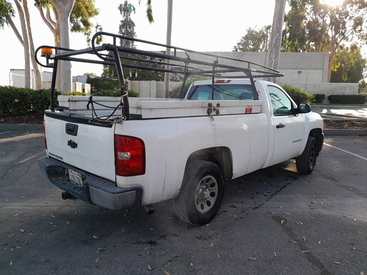 2012-chevrolet-silverado-image-4