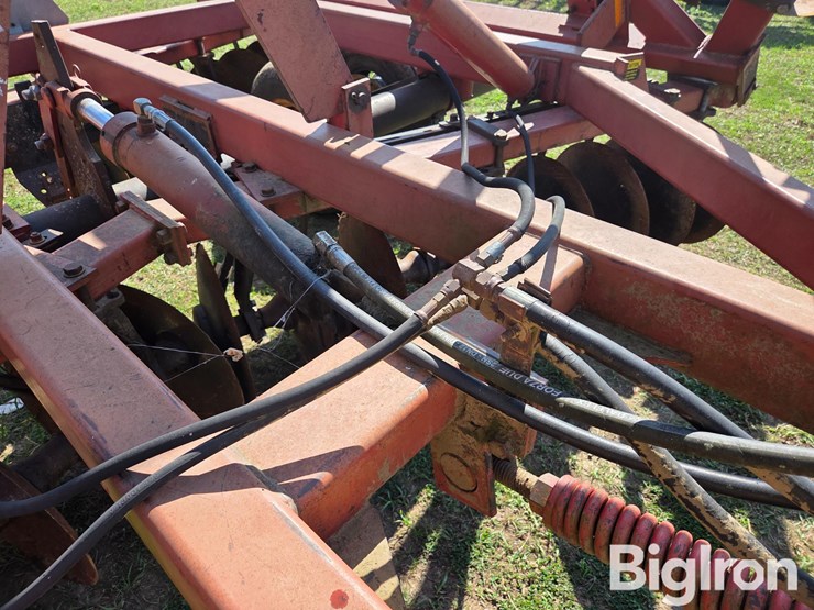 international-490-image-12