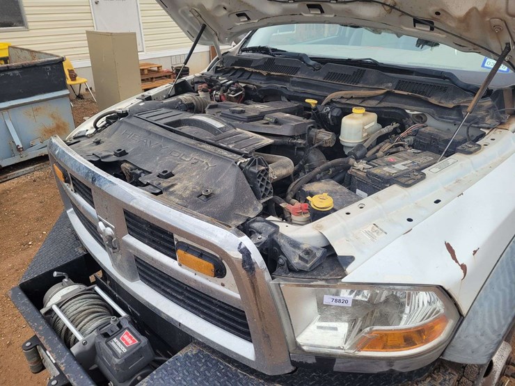2011-ram-4500-slt-image-15
