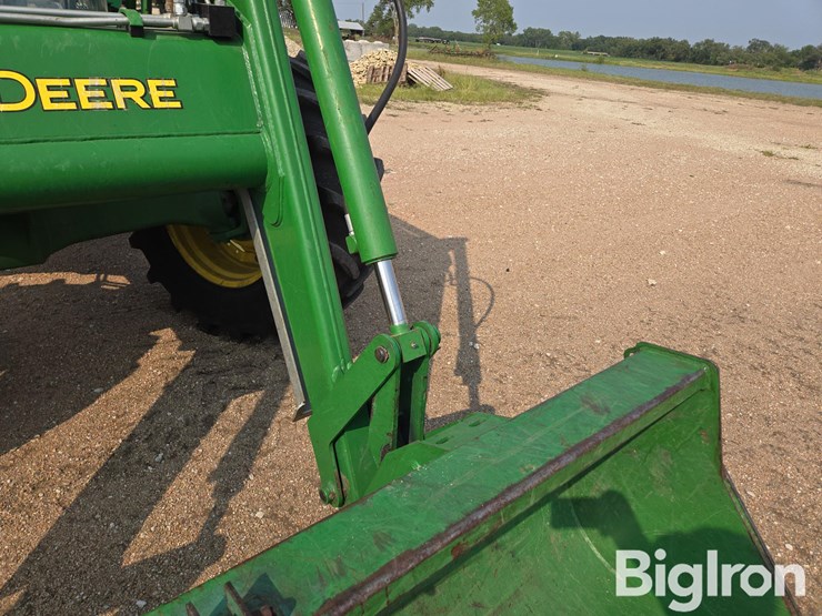 2007-john-deere-7330-premium-image-11