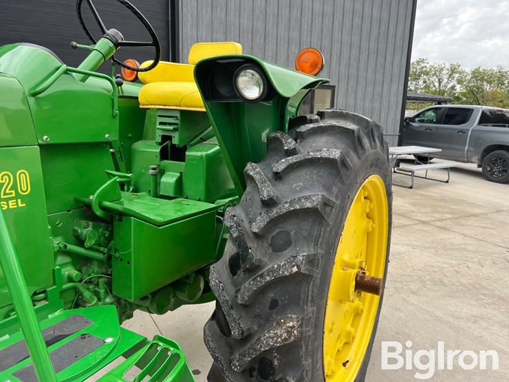 1971-john-deere-3020-image-13