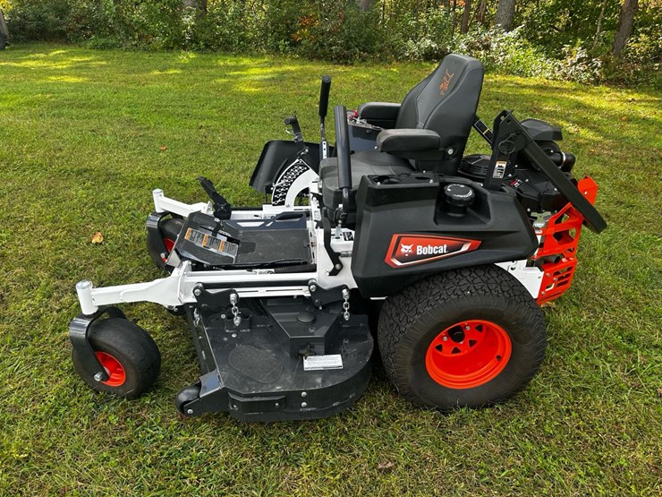 #144-•-2024-bobcat-zt7000-mower-image-2