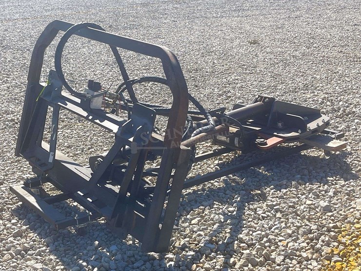 skid-steer-hydraulic-rotating-high-reach-tree-shear,-from-the-estate-of-dr.-ken-buchmann-image-6