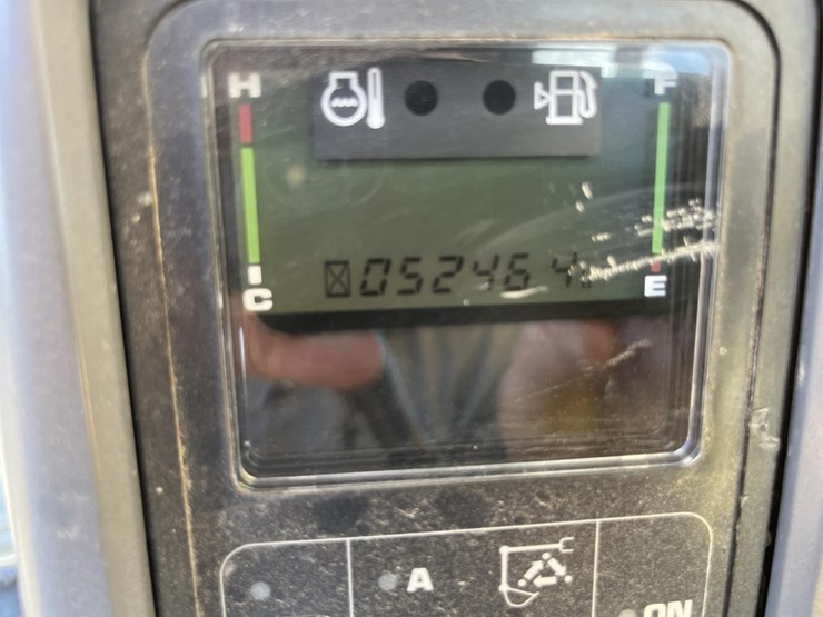 komatsu-pc228us-lc-image-70