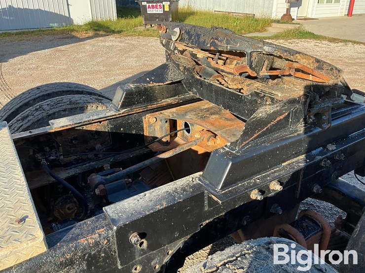 1997-mack-rd690s-image-15